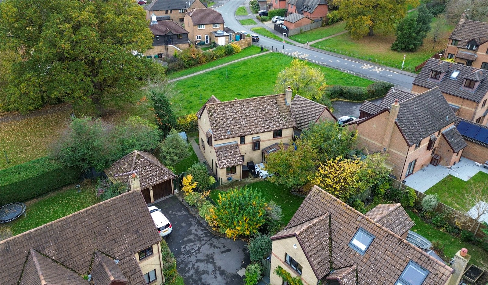 4 bedroom House for sale in Twyford, Reading, Berkshire