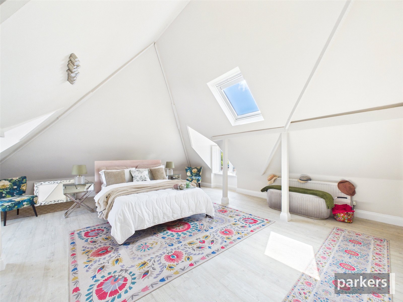 5 bedroom House for sale in Hurst, Reading, Berkshire