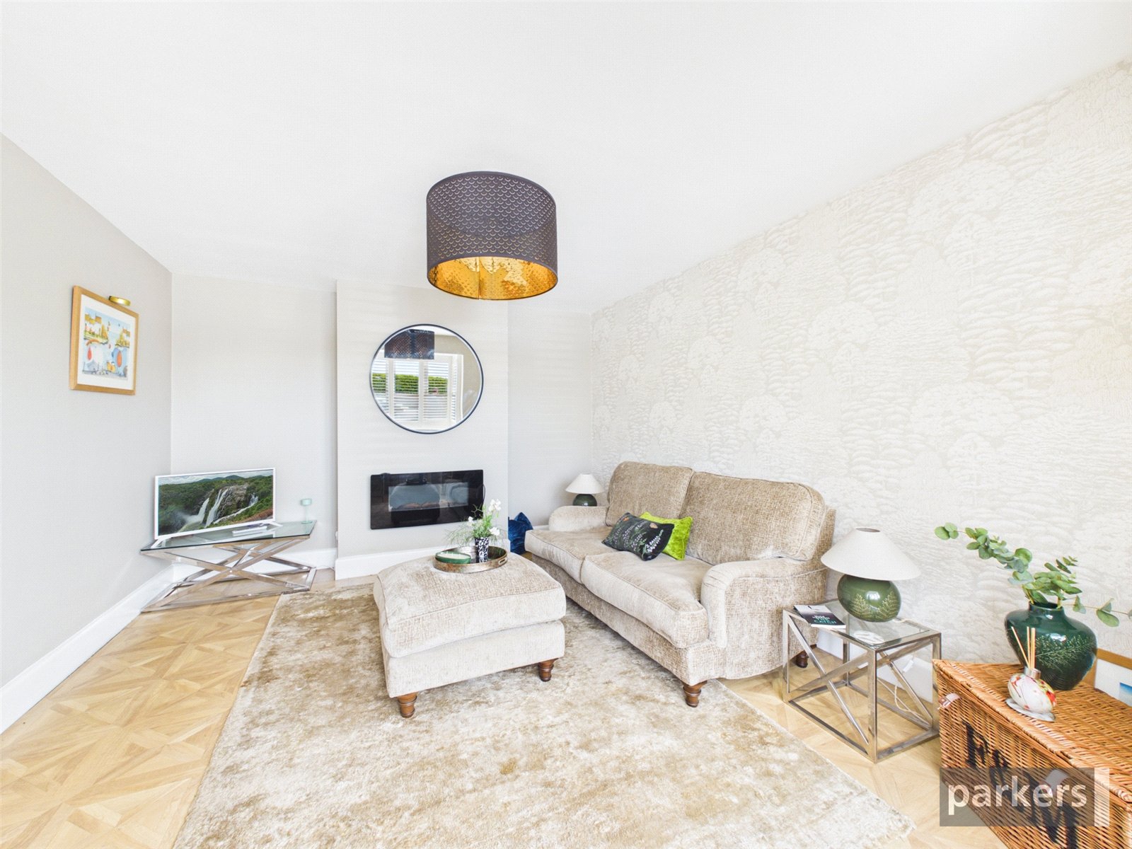 5 bedroom House for sale in Hurst, Reading, Berkshire