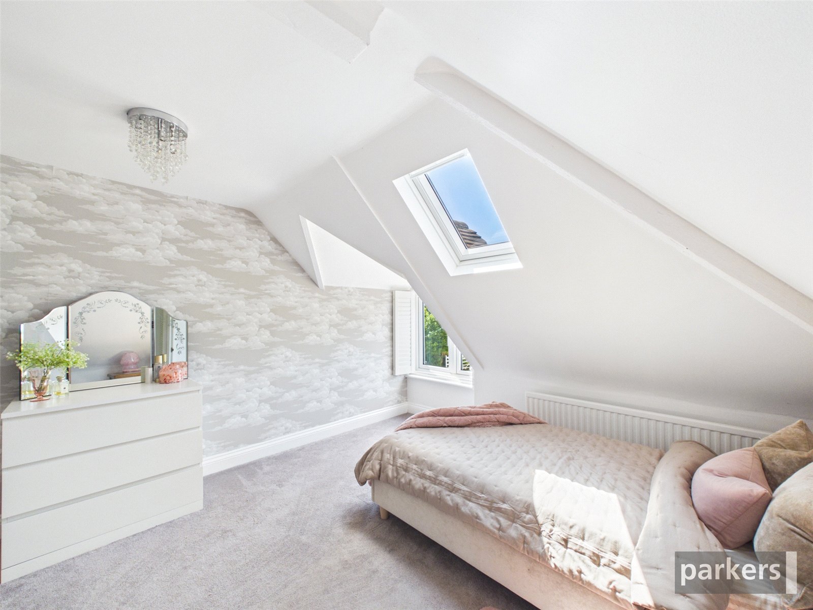 5 bedroom House for sale in Hurst, Reading, Berkshire
