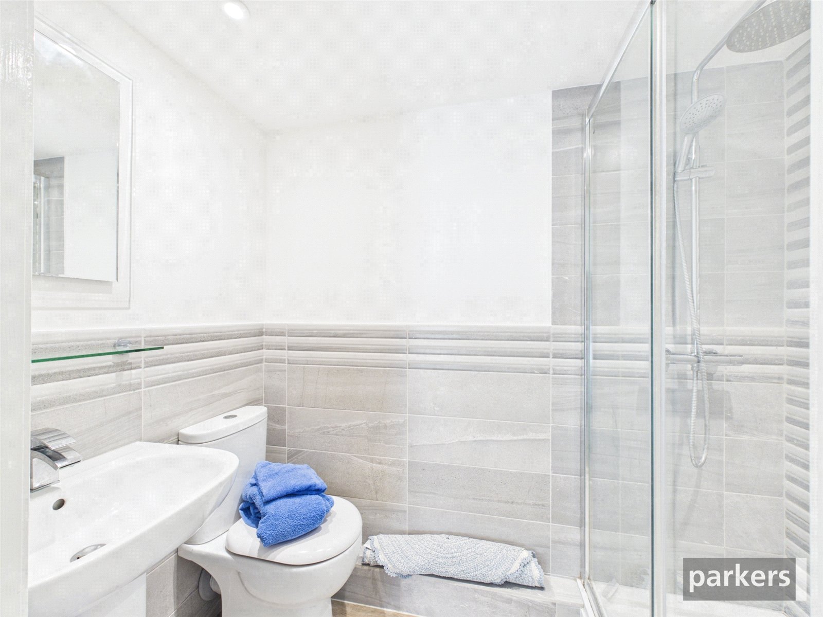 5 bedroom House for sale in Hurst, Reading, Berkshire