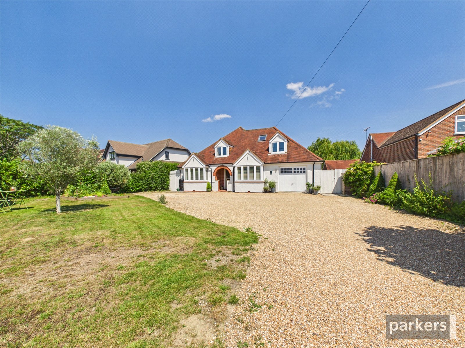 5 bedroom House for sale in Hurst, Reading, Berkshire