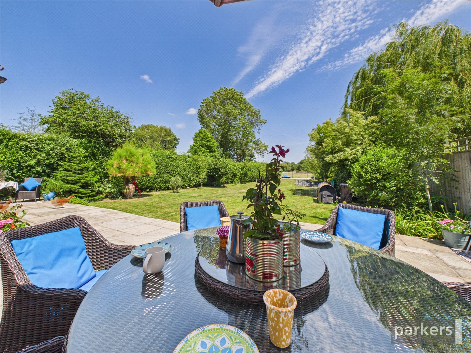 5 bedroom House for sale in Hurst, Reading, Berkshire