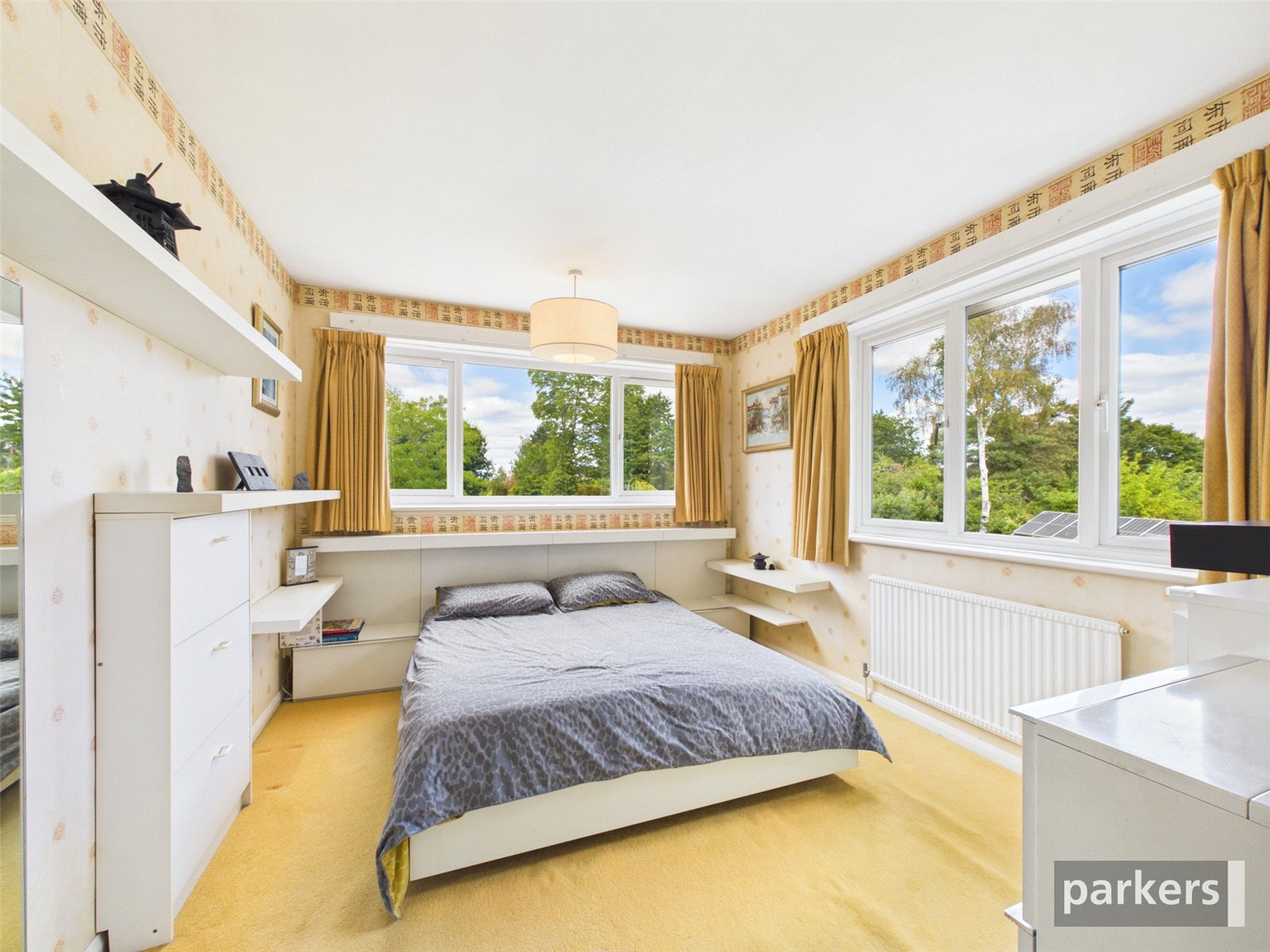 4 bedroom House for sale in Charvil, Reading, Berkshire