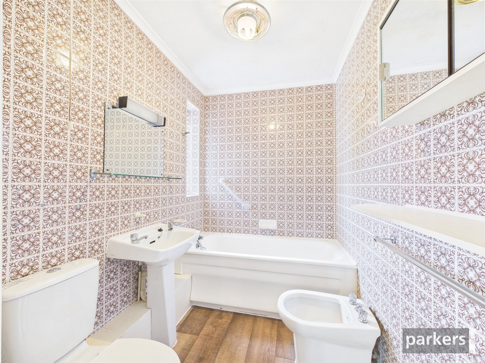 4 bedroom House for sale in Charvil, Reading, Berkshire