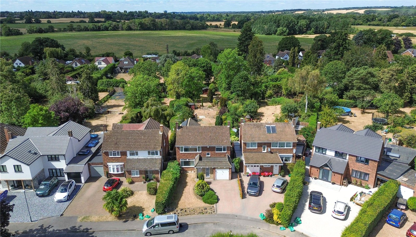 4 bedroom House for sale in Charvil, Reading, Berkshire