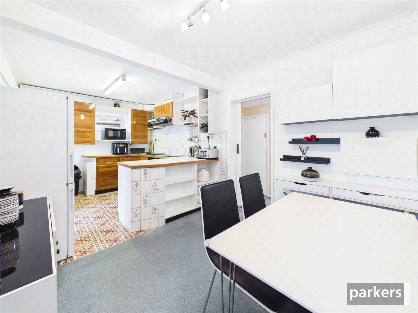 4 bedroom House for sale in Charvil, Reading, Berkshire