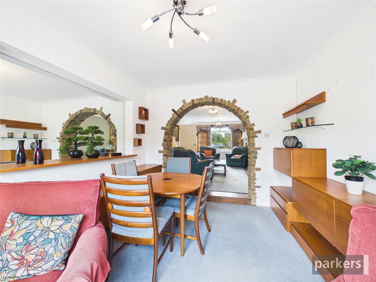 4 bedroom House for sale in Charvil, Reading, Berkshire