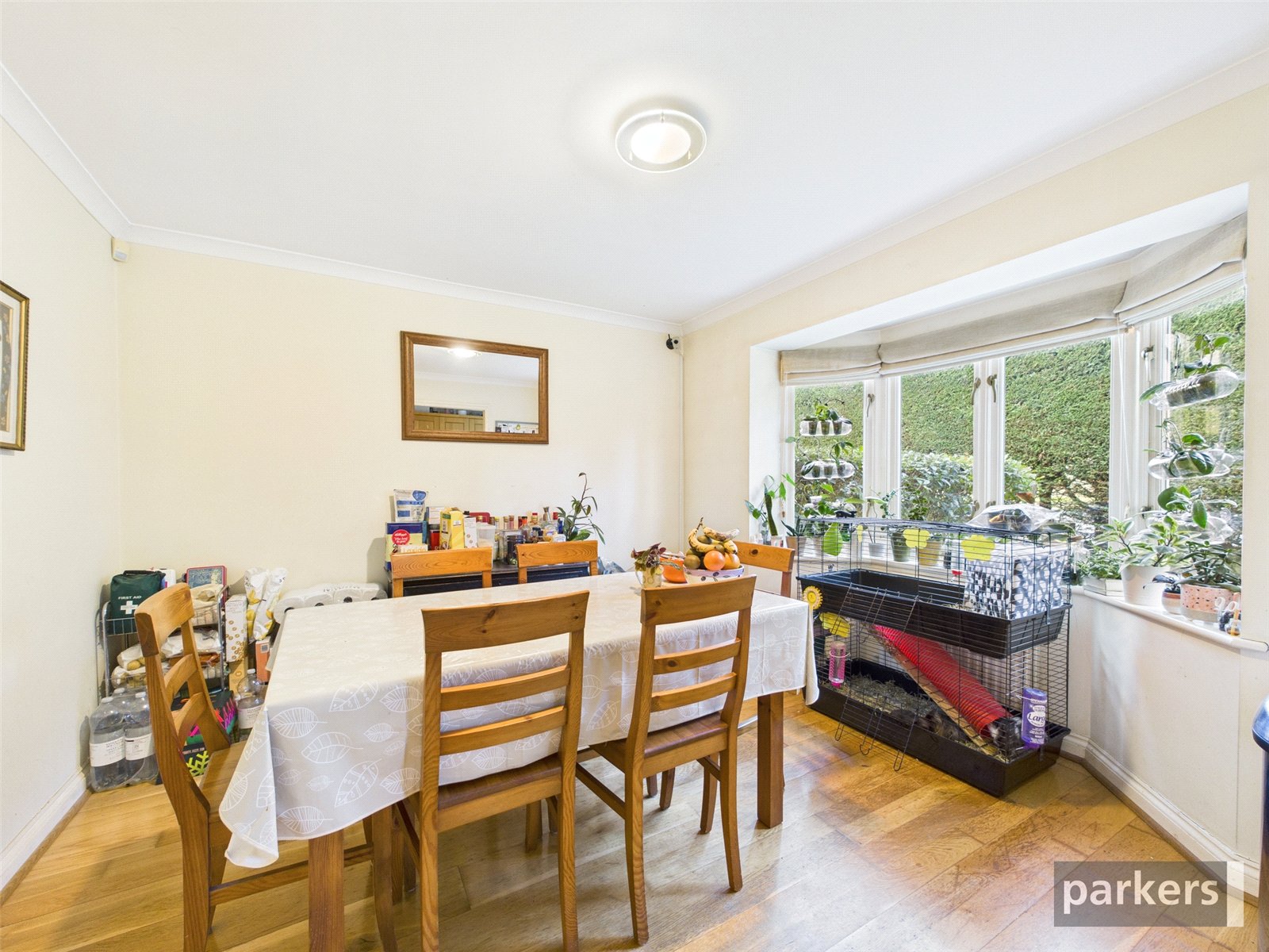 4 bedroom House for sale in Bath Road, Hare Hatch, Reading