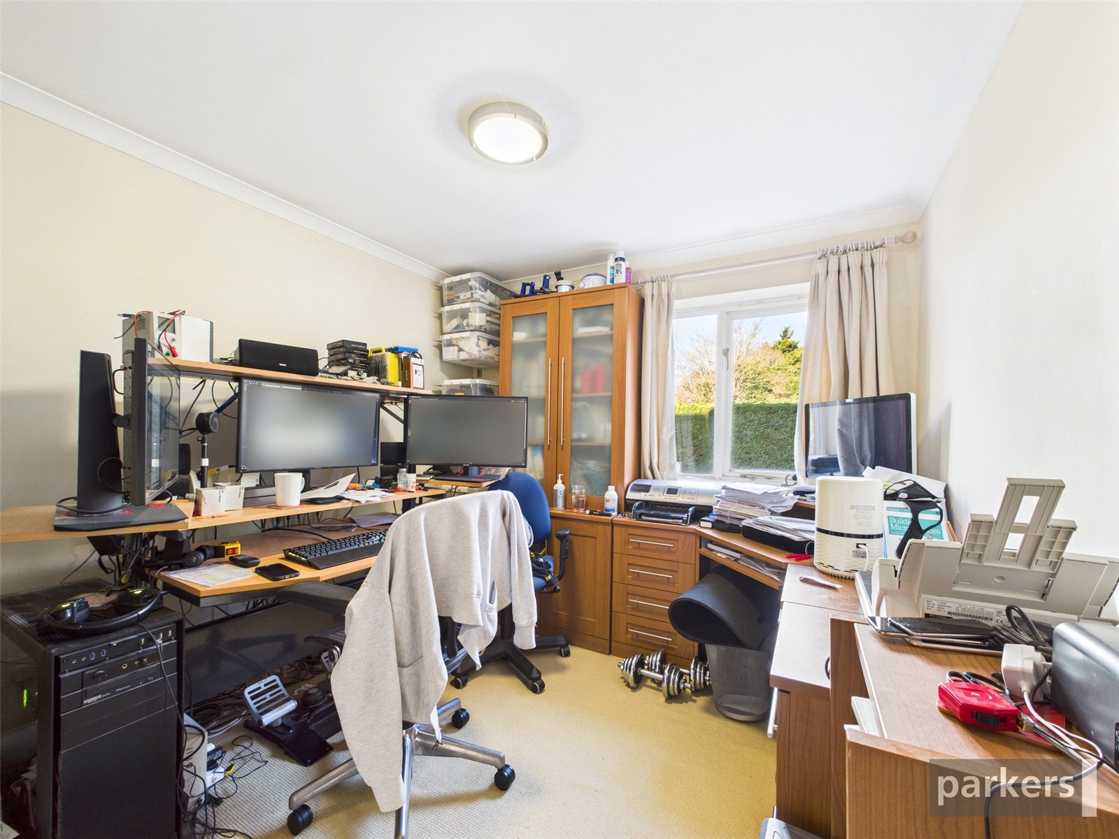 4 bedroom House for sale in Bath Road, Hare Hatch, Reading