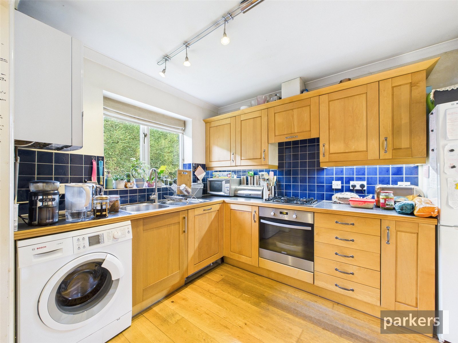 4 bedroom House for sale in Bath Road, Hare Hatch, Reading