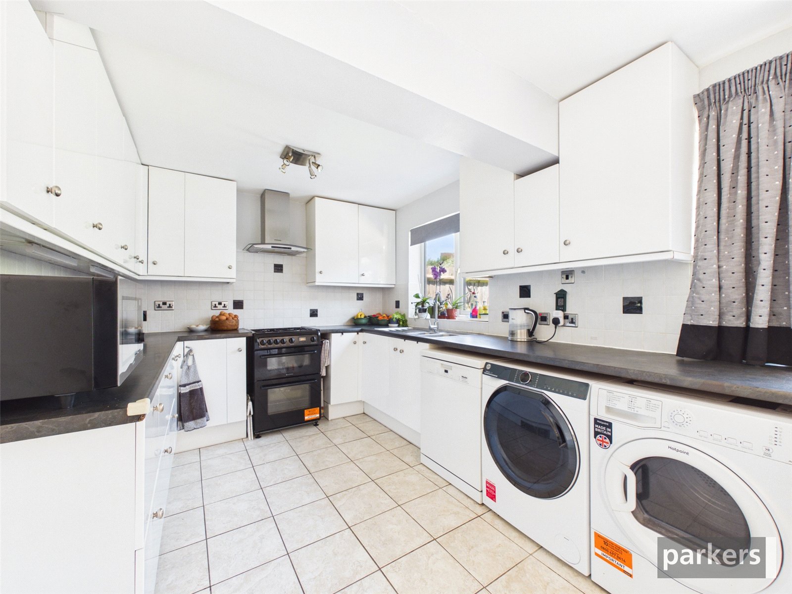 4 bedroom House for sale in Twyford, Reading, Berkshire