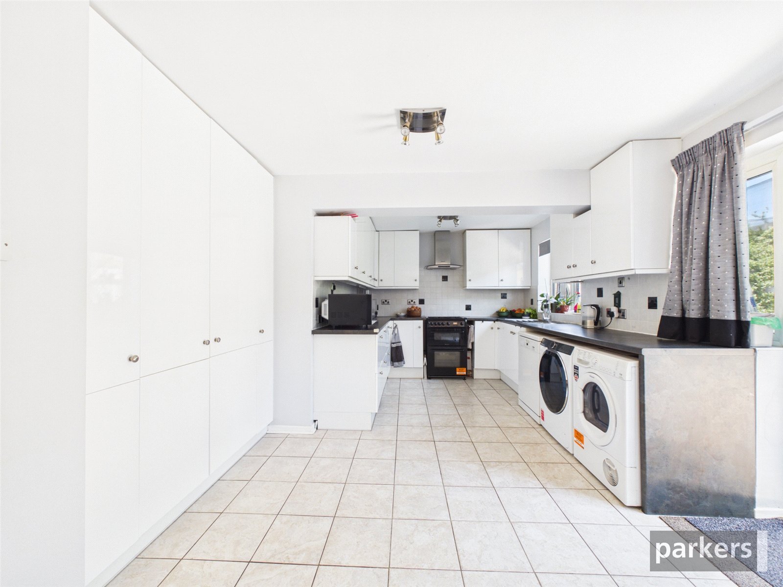 4 bedroom House for sale in Twyford, Reading, Berkshire