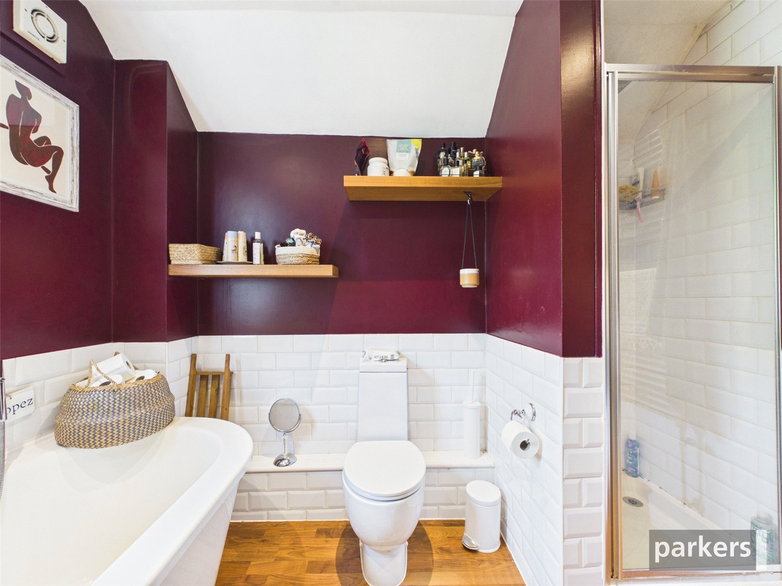 3 bedroom House for sale in Knowl Hill, Reading, Berkshire