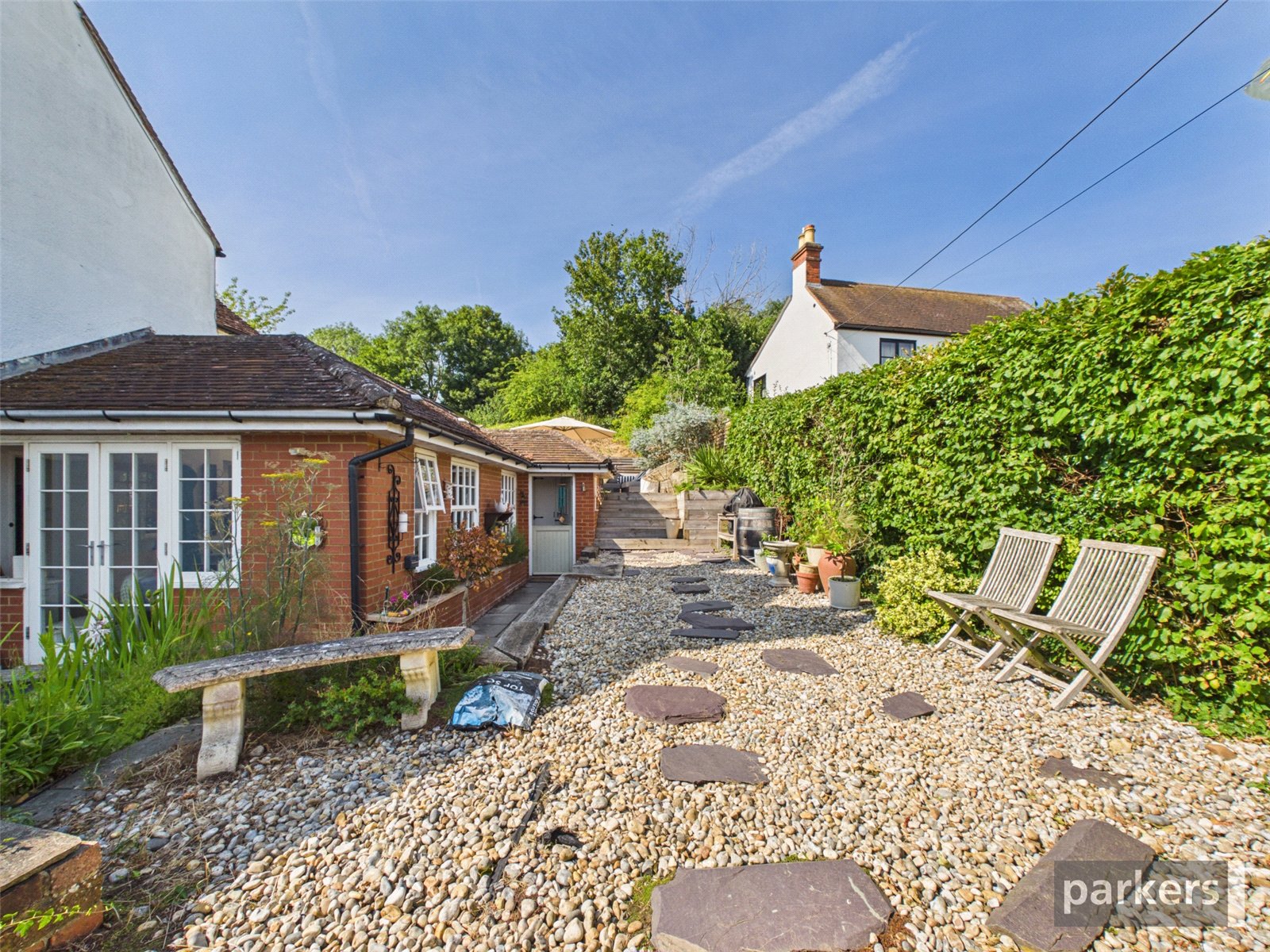 3 bedroom House for sale in Knowl Hill, Reading, Berkshire