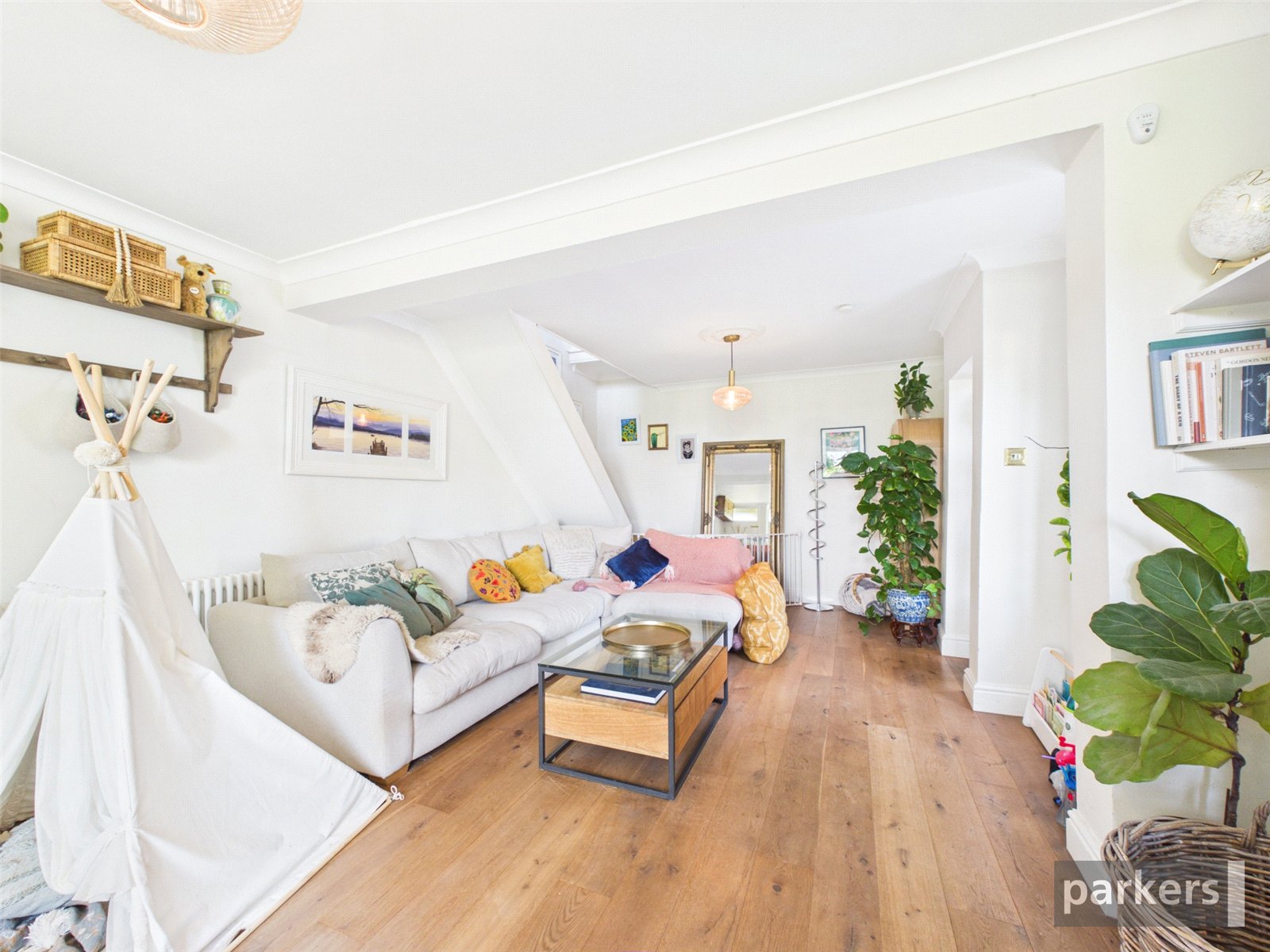 3 bedroom House for sale in Knowl Hill, Reading, Berkshire