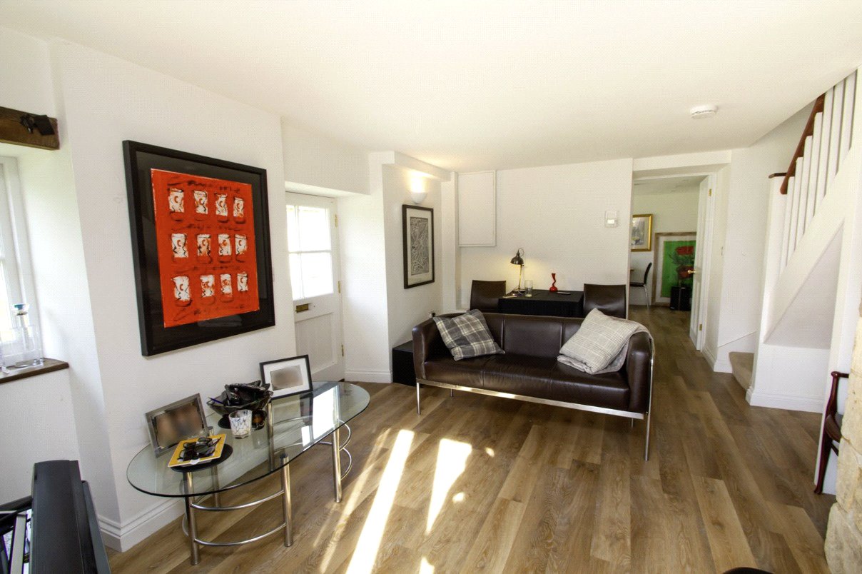 1 bedroom House to let in The Green, Northleach, Cheltenham