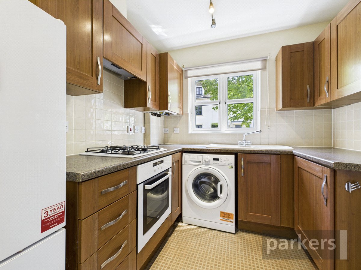 2 bedroom House to let in Shilton Park, Carterton, Oxfordshire