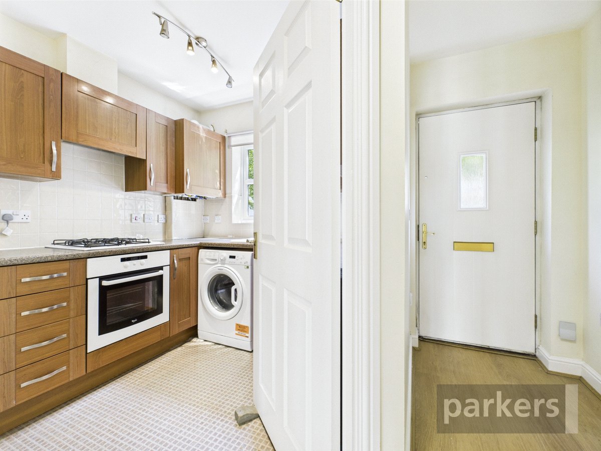2 bedroom House to let in Shilton Park, Carterton, Oxfordshire