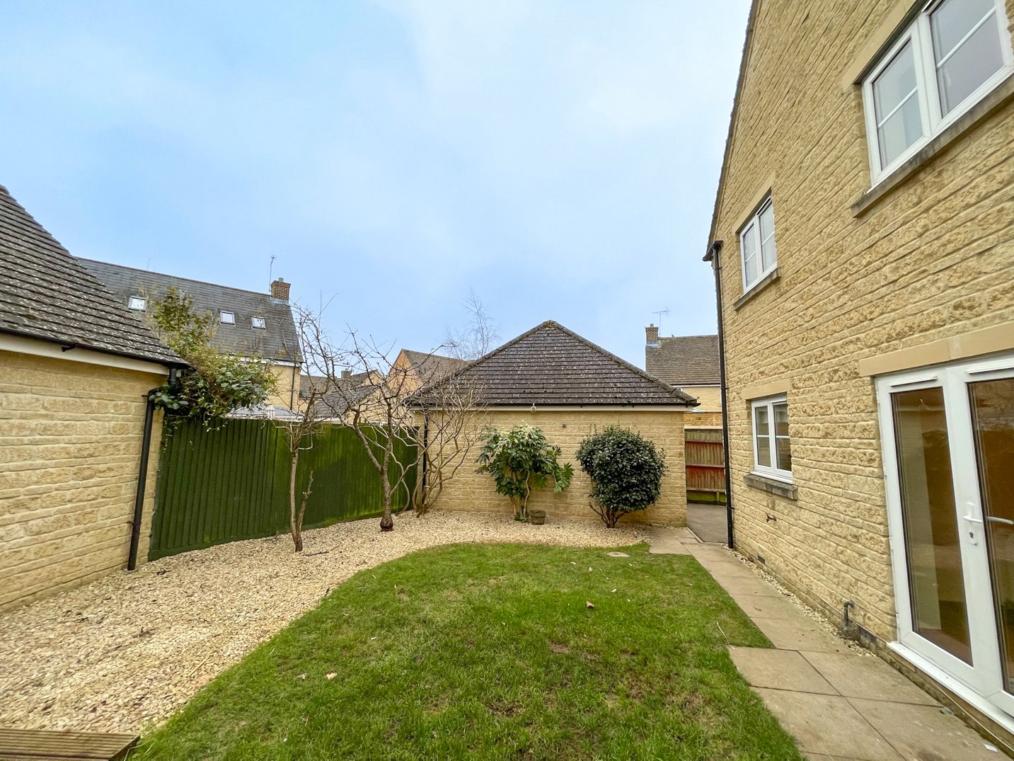 3 bedroom House to let in Witney, Oxfordshire