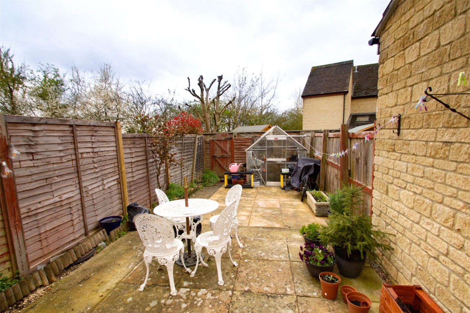Cogges, Witney, Oxfordshire
