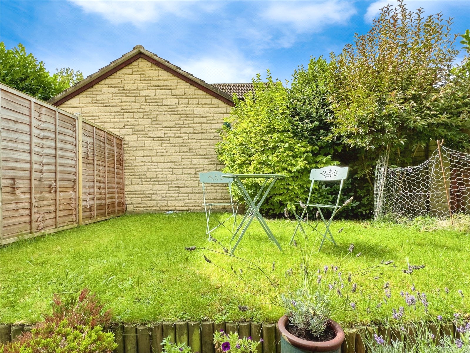 2 bedroom House to let in Eynsham, Witney, Oxfordshire