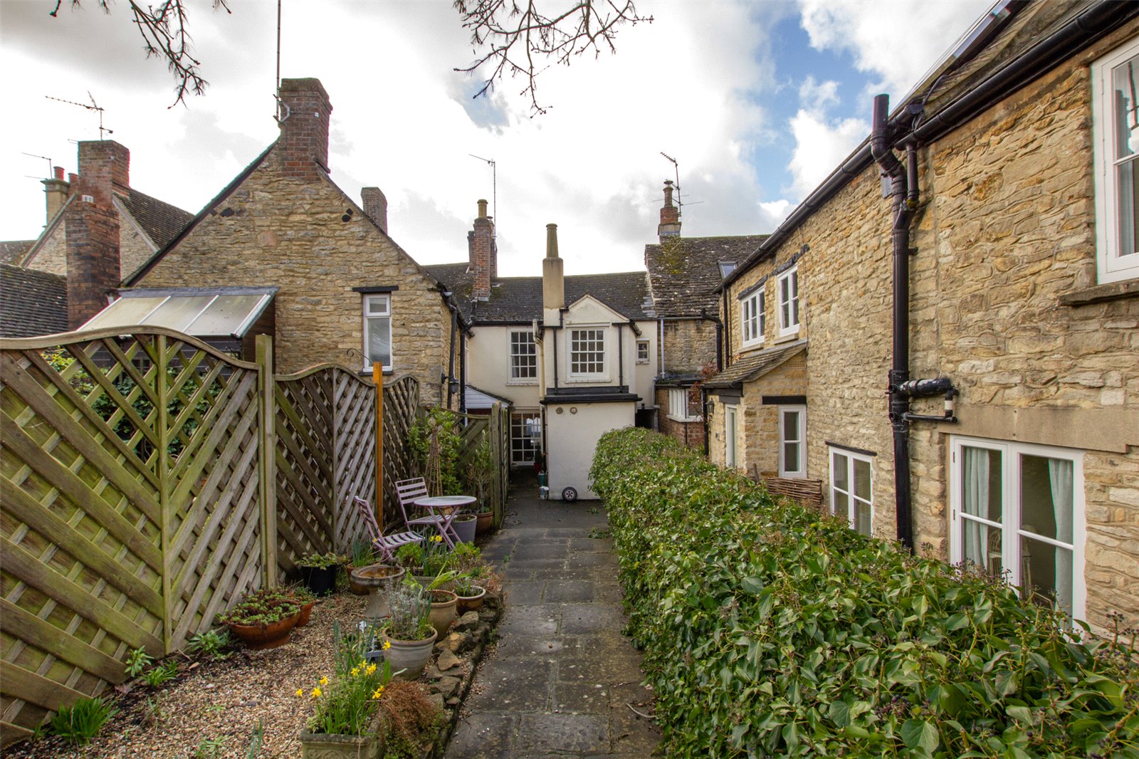 3 bedroom House to let in Witney, Oxfordshire