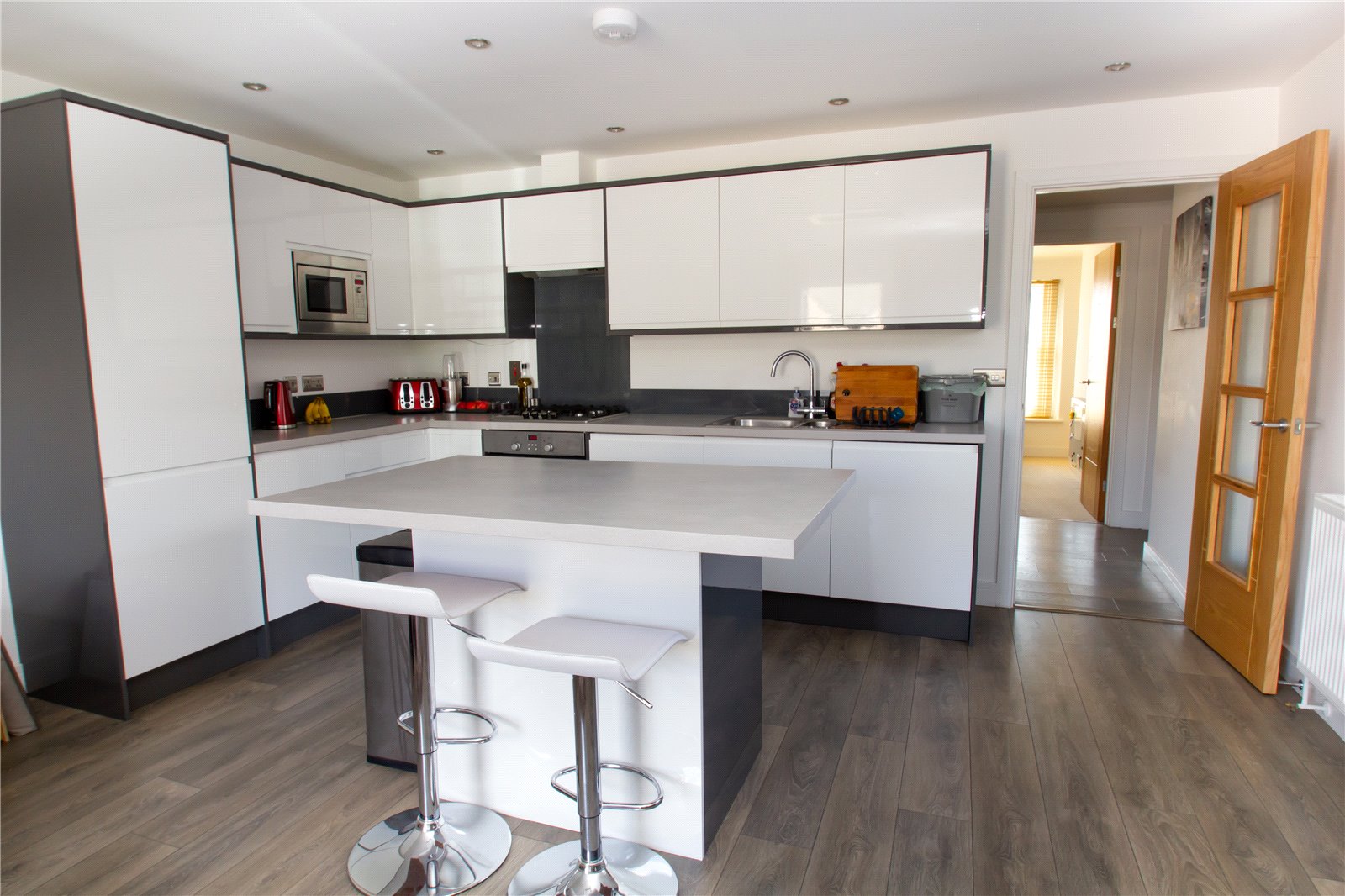 2 bedroom Flat to let in Windrush Court, Eynsham, Oxfordshire