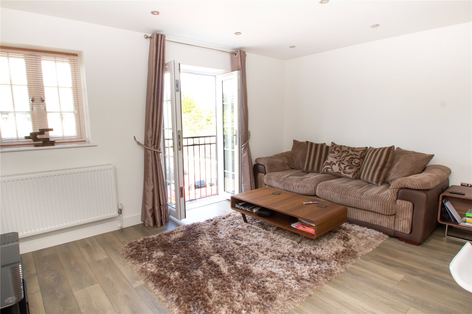 2 bedroom Flat to let in Windrush Court, Eynsham, Oxfordshire