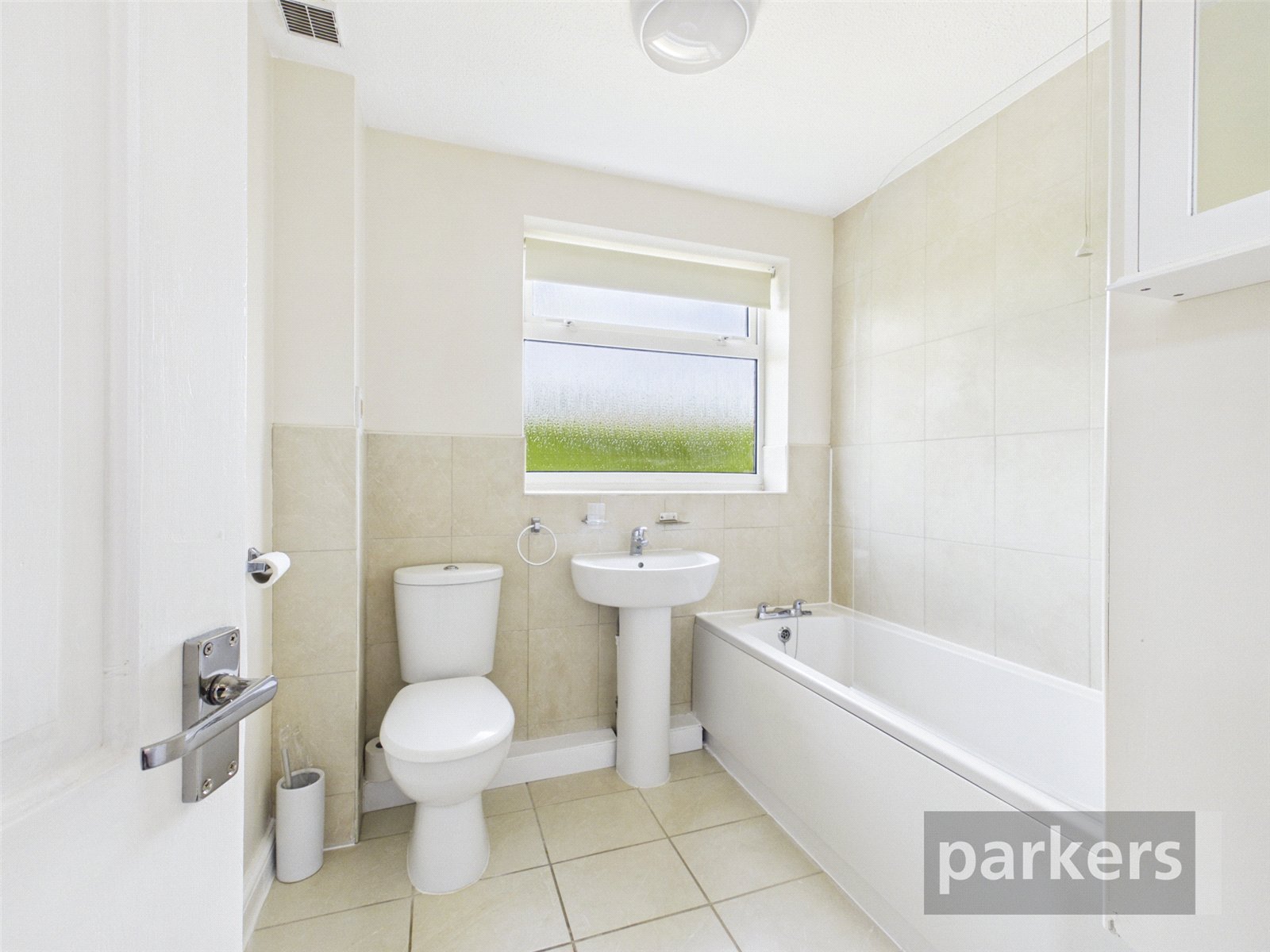 3 bedroom House to let in Carterton, Oxfordshire