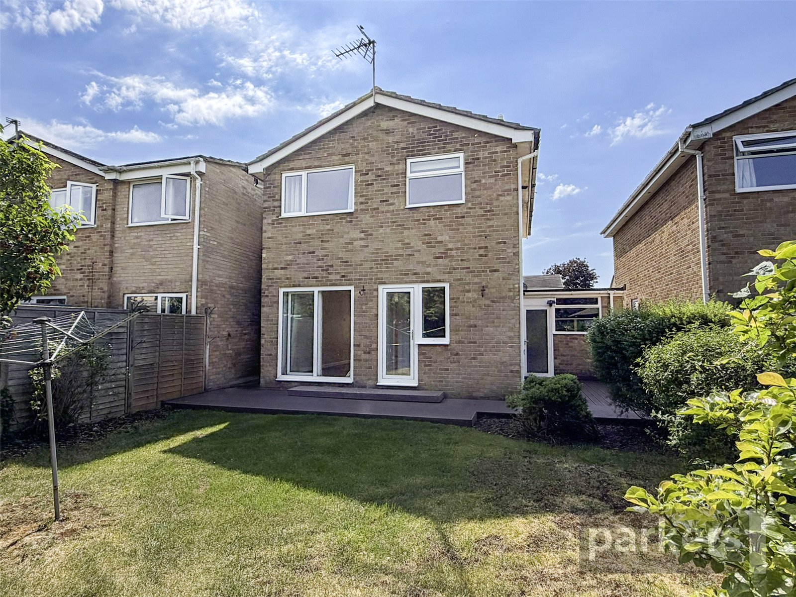 3 bedroom House to let in Carterton, Oxfordshire