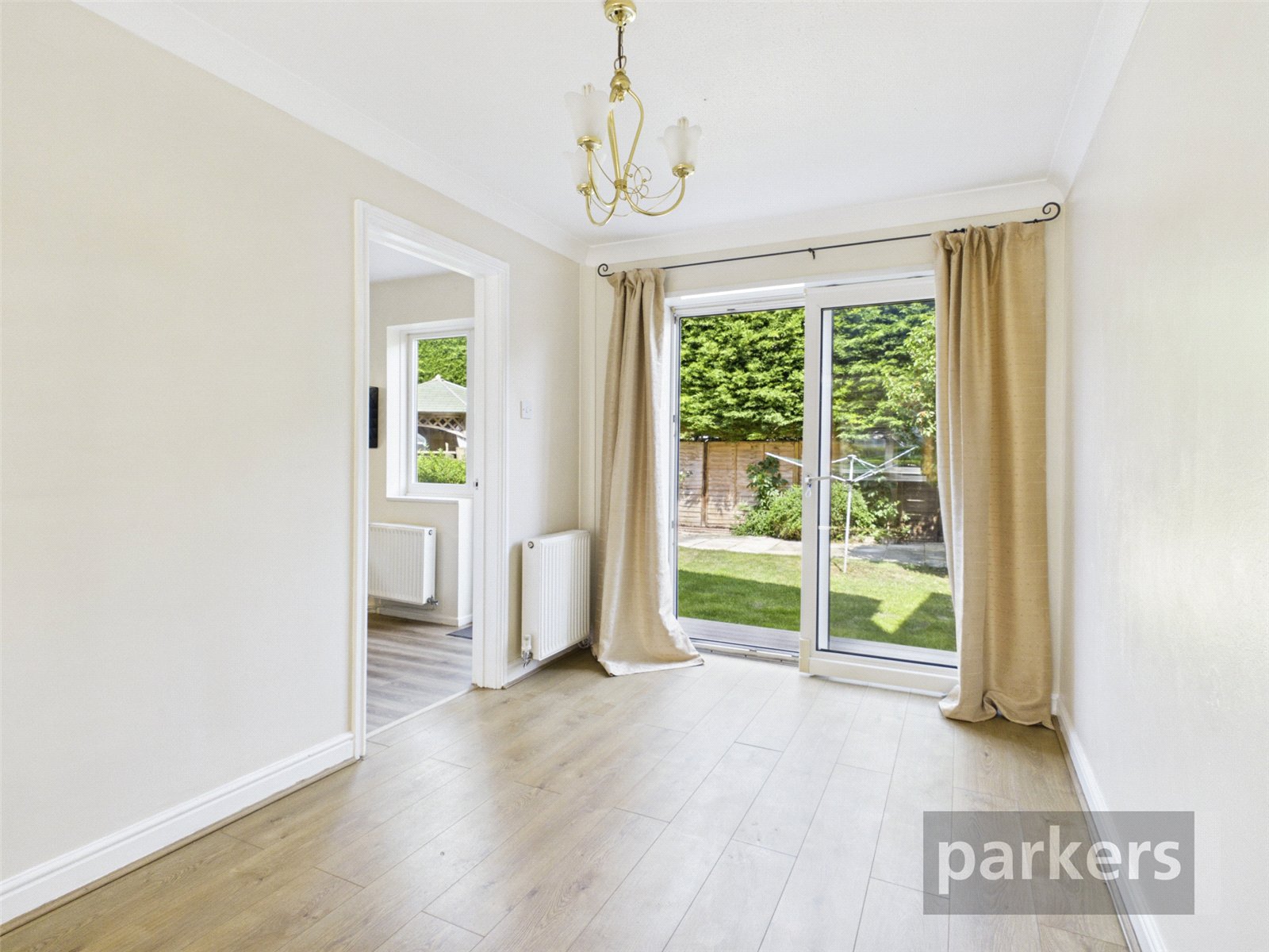 3 bedroom House to let in Carterton, Oxfordshire