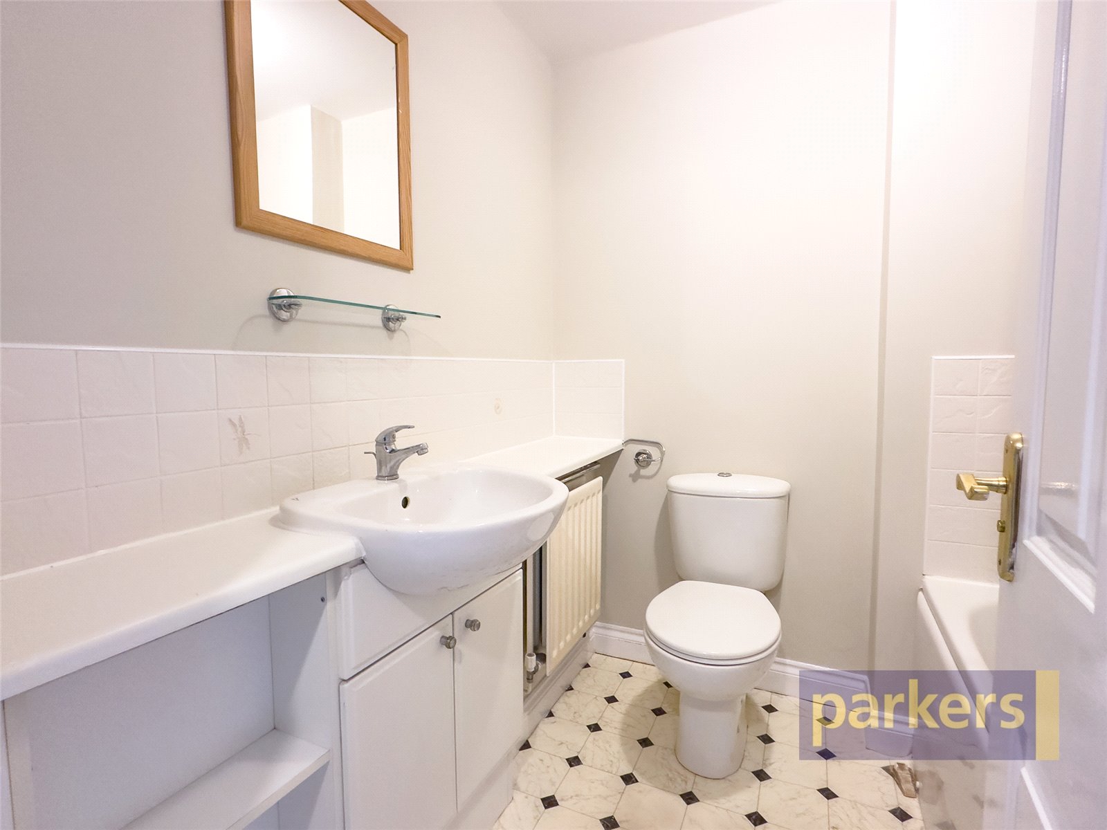 3 bedroom House to let in Carterton, Oxfordshire