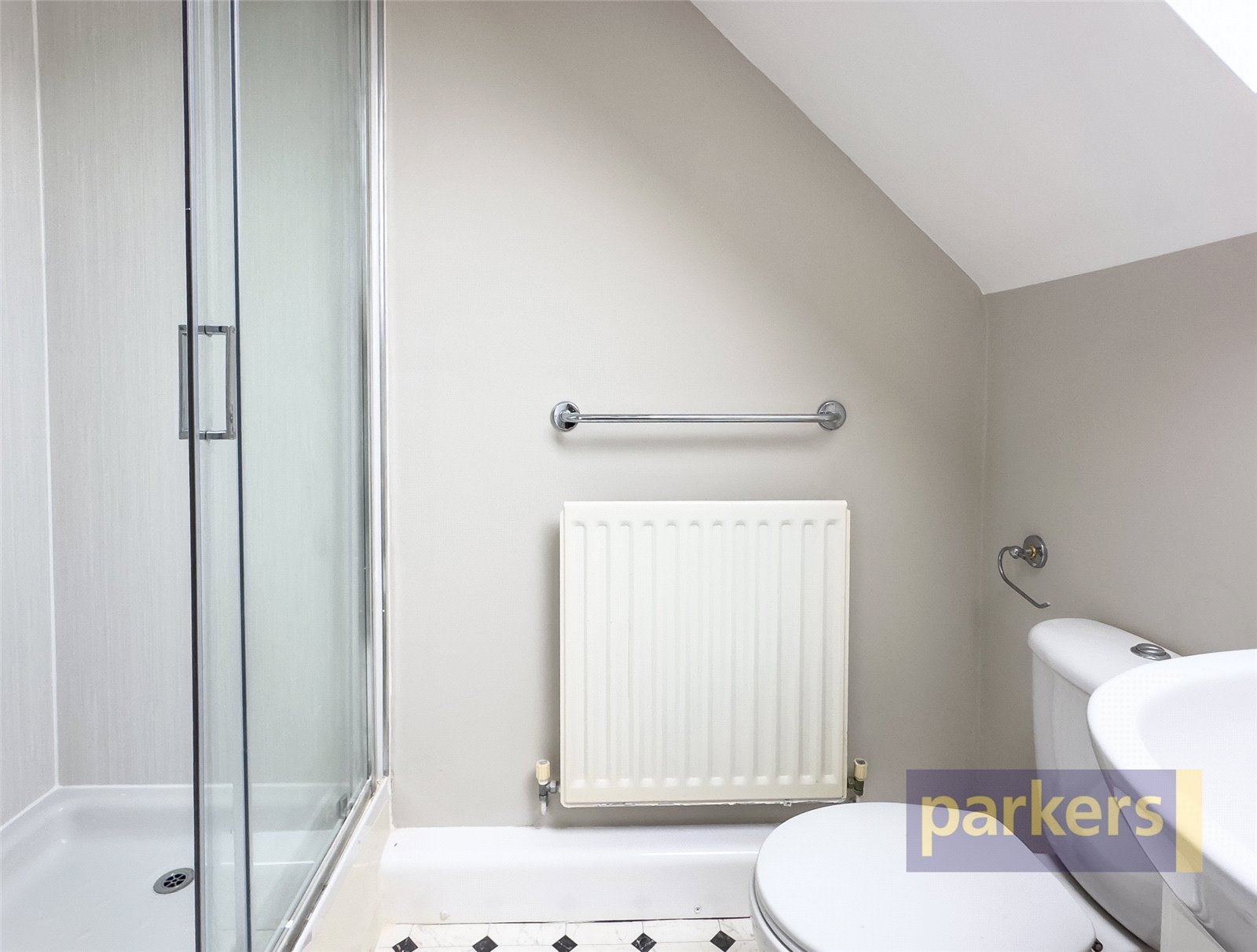 3 bedroom House to let in Carterton, Oxfordshire