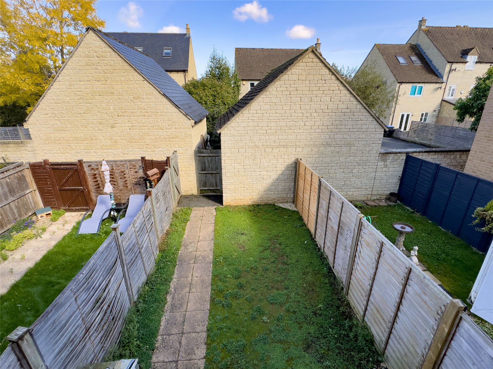 3 bedroom House to let in Carterton, Oxfordshire