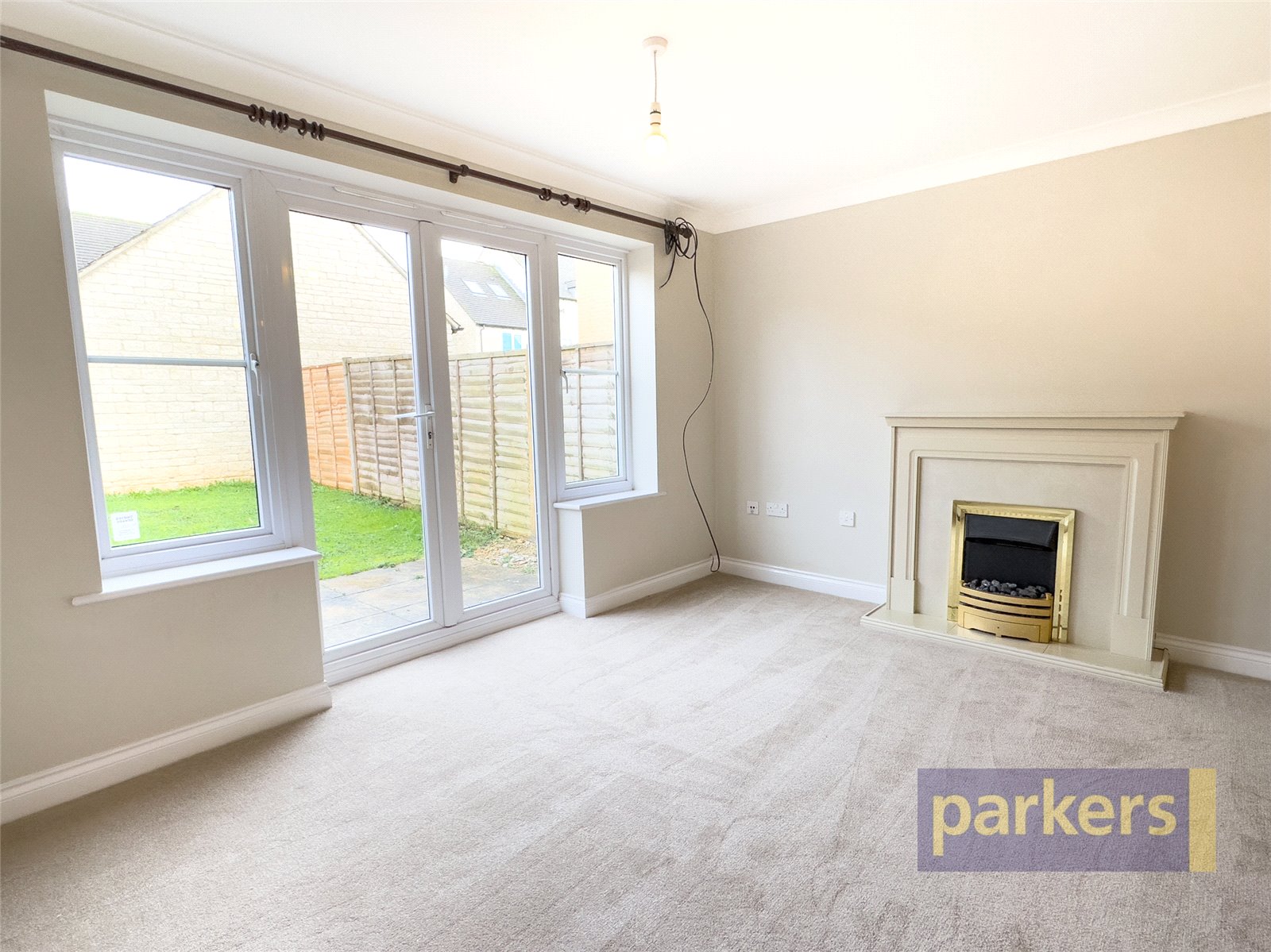 3 bedroom House to let in Carterton, Oxfordshire