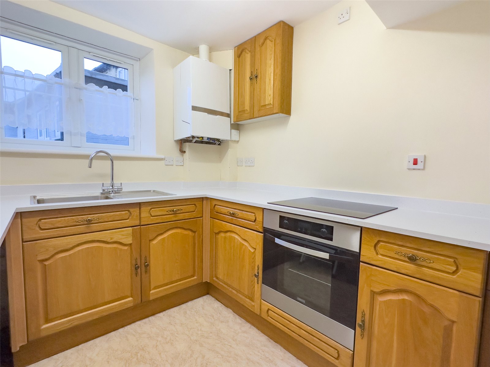 2 bedroom House to let in Brize Norton, Carterton, Oxfordshire