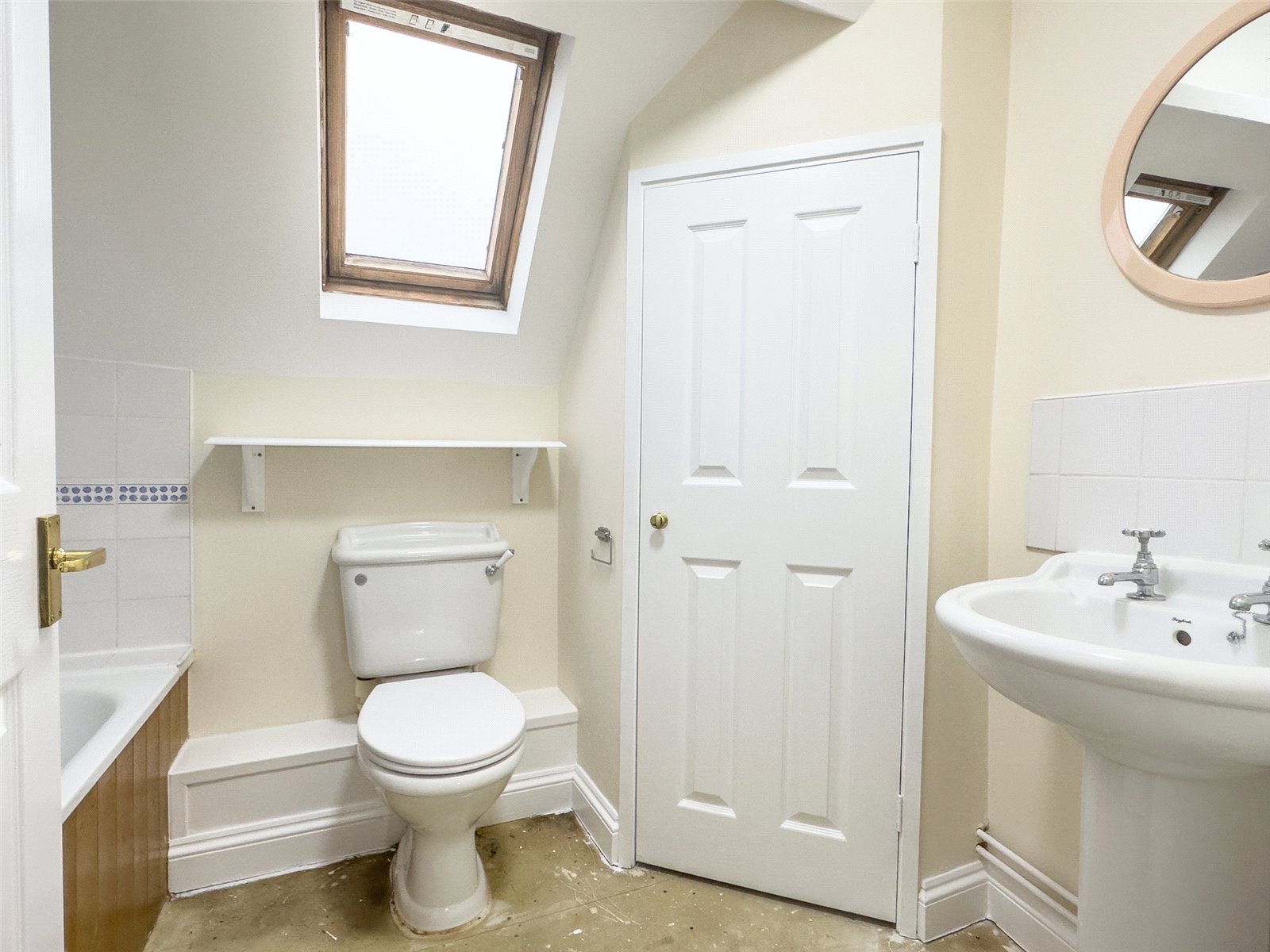 2 bedroom House to let in Brize Norton, Carterton, Oxfordshire