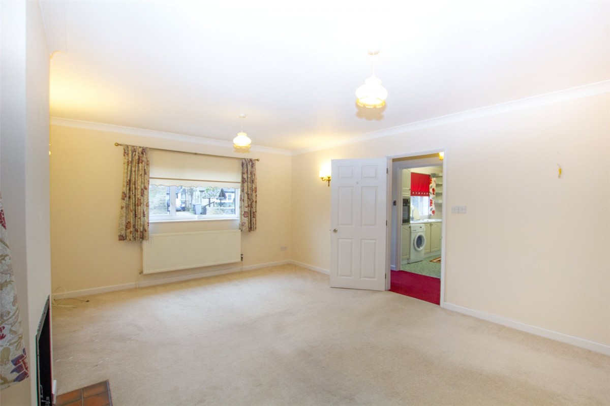 Brize Norton, Carterton