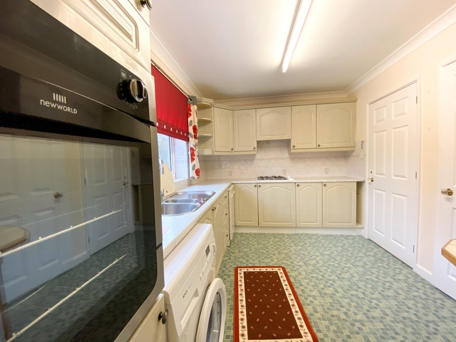 Brize Norton, Carterton