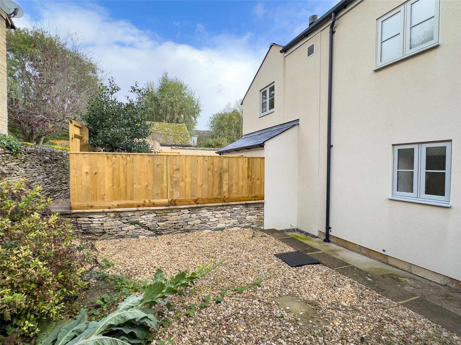 2 bedroom House to let in Carterton