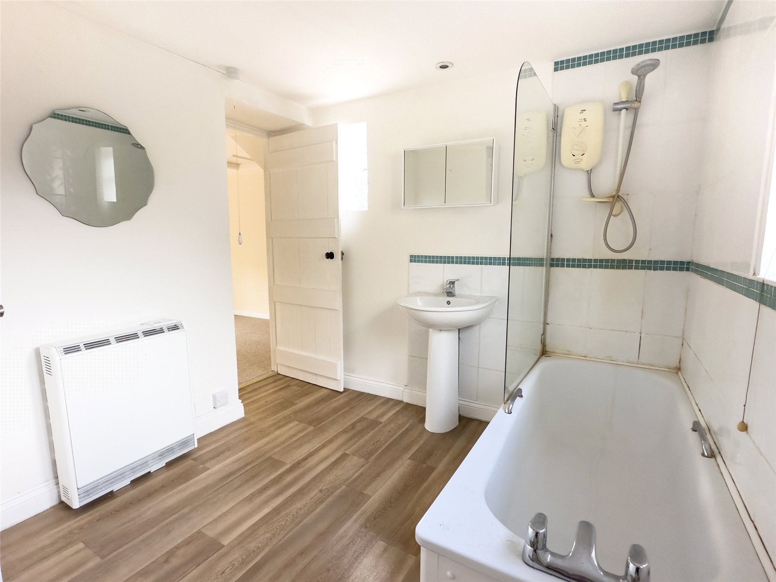 2 bedroom House to let in Carterton
