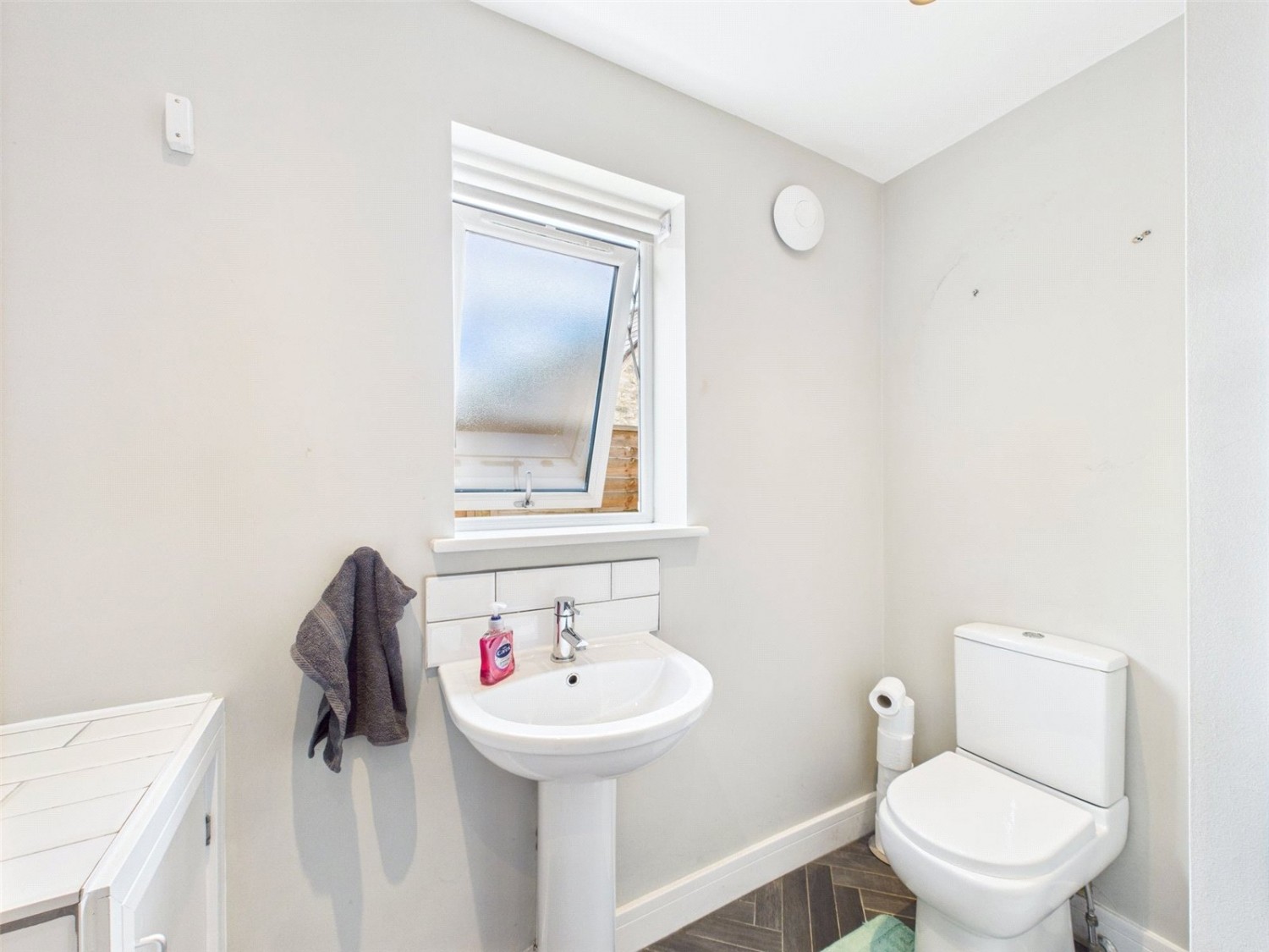 Shipton-under-Wychwood, Nr. Chipping Norton, Oxfordshire