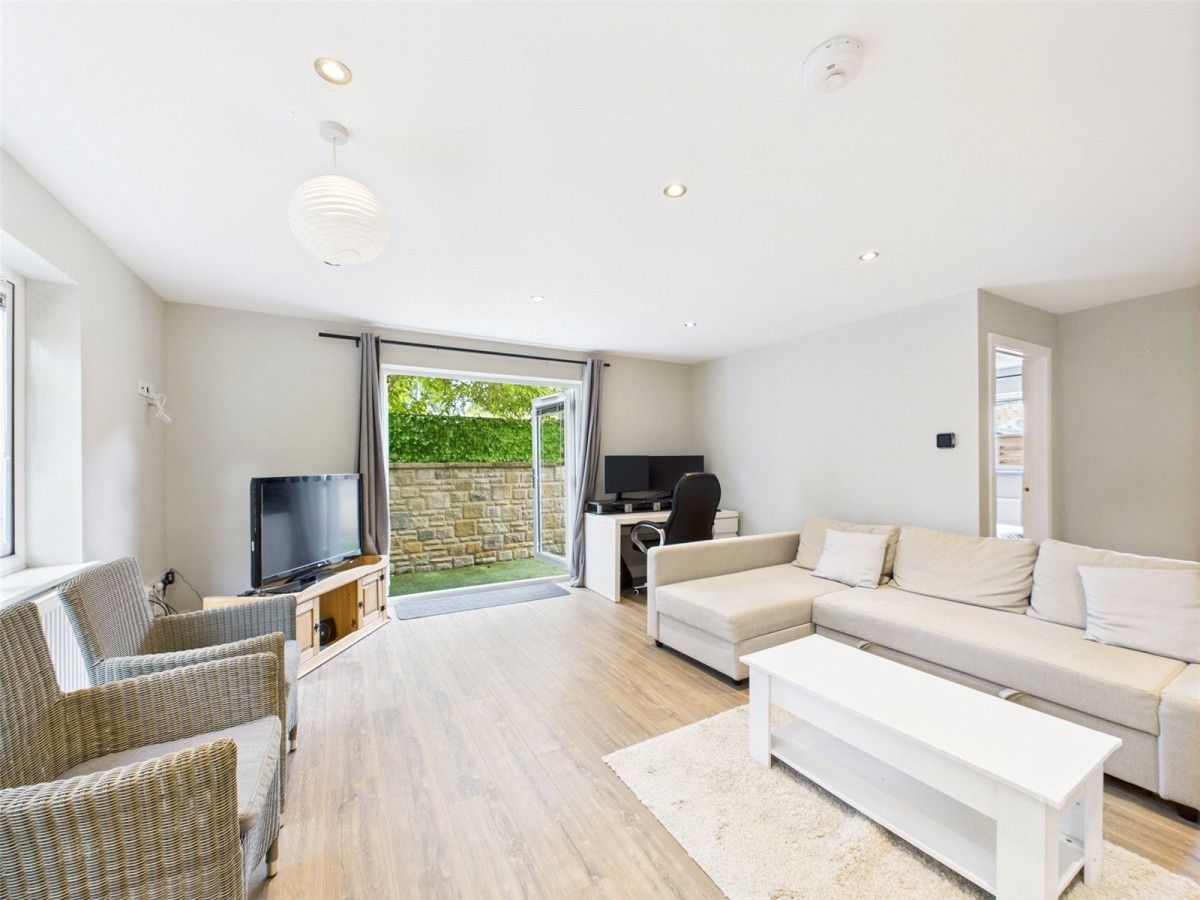 Shipton-under-Wychwood, Nr. Chipping Norton, Oxfordshire