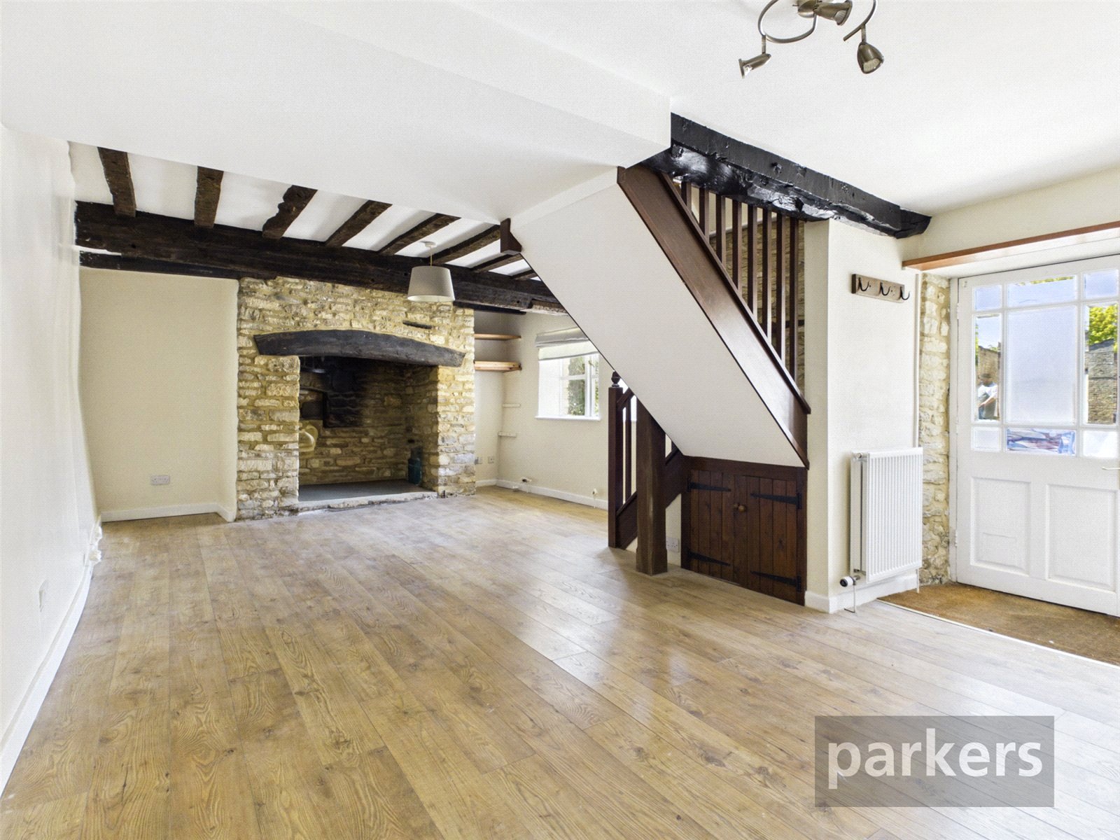 2 bedroom House to let in Bampton, Oxfordshire
