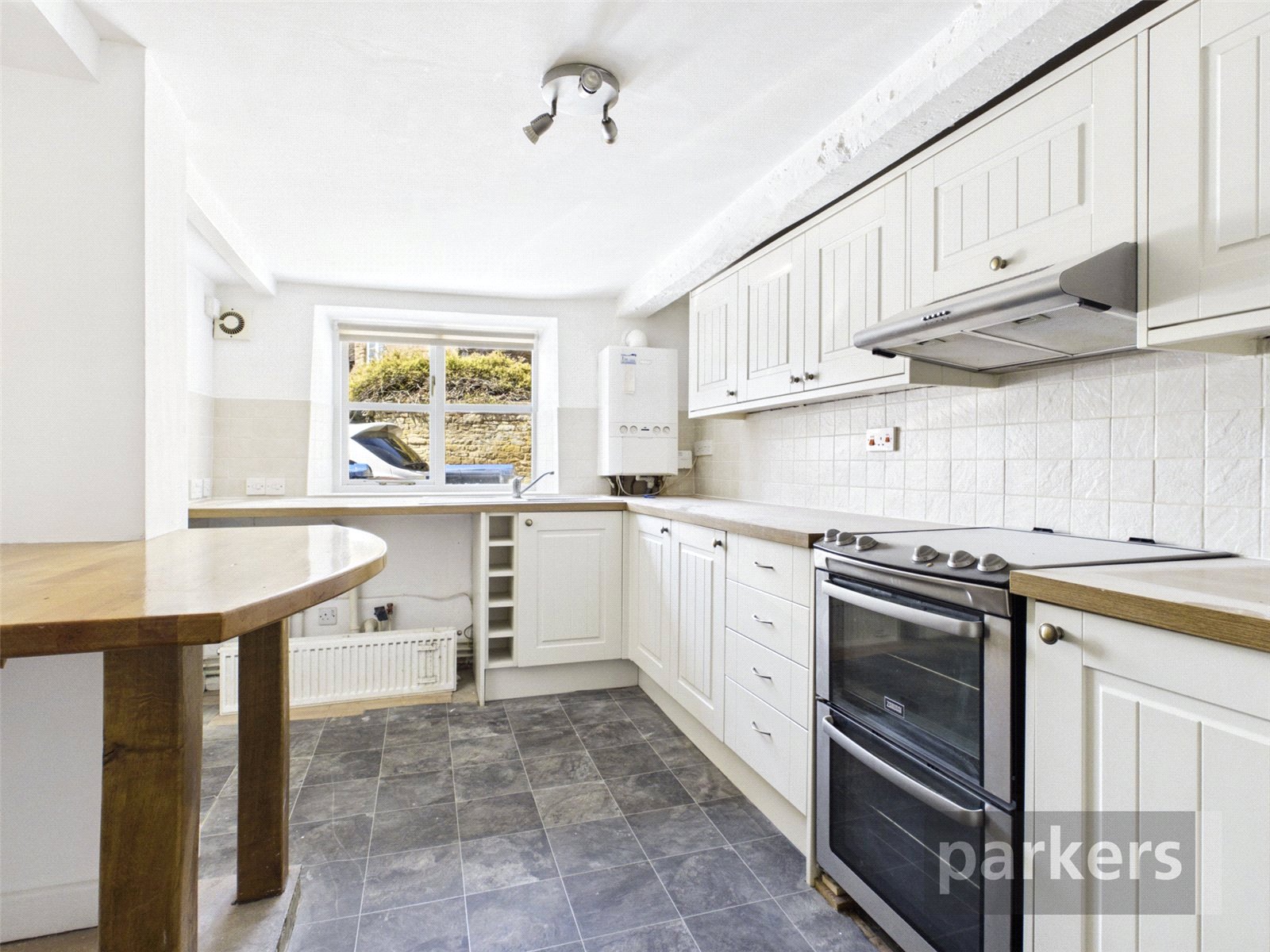 2 bedroom House to let in Bampton, Oxfordshire