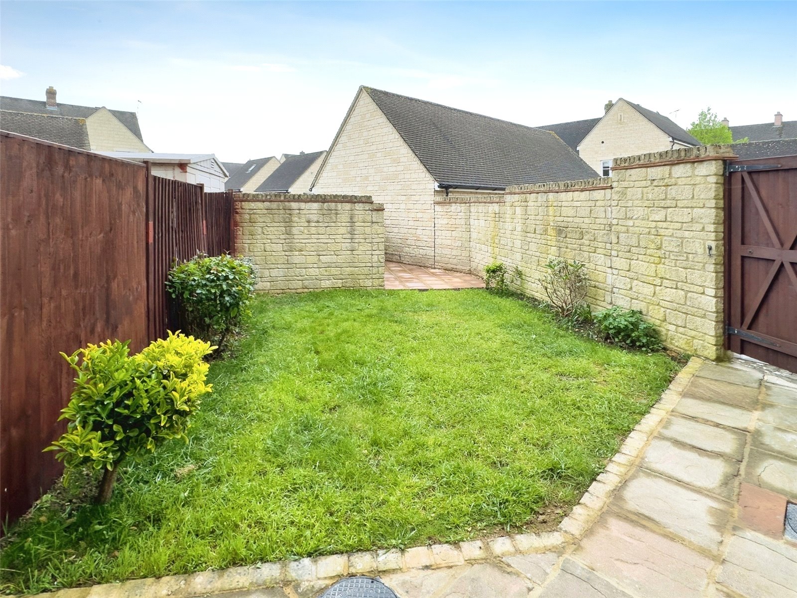 4 bedroom House to let in Witney, Oxfordshire
