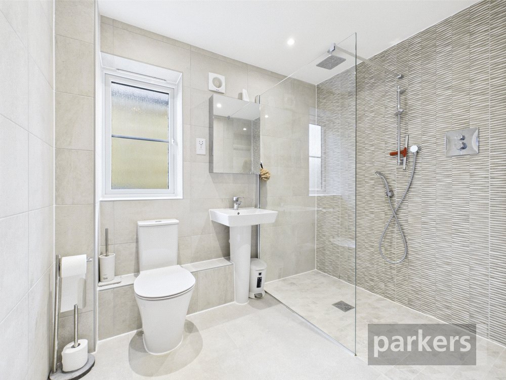 3 bedroom Bungalow for sale in Minster Lovell, Witney, Oxfordshire