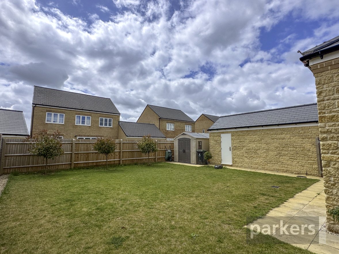 3 bedroom Bungalow for sale in Minster Lovell, Witney, Oxfordshire