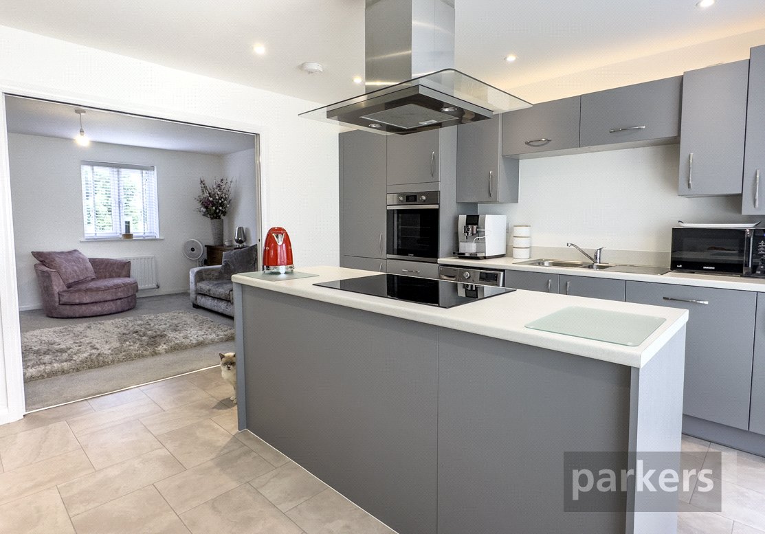 3 bedroom Bungalow for sale in Minster Lovell, Witney, Oxfordshire